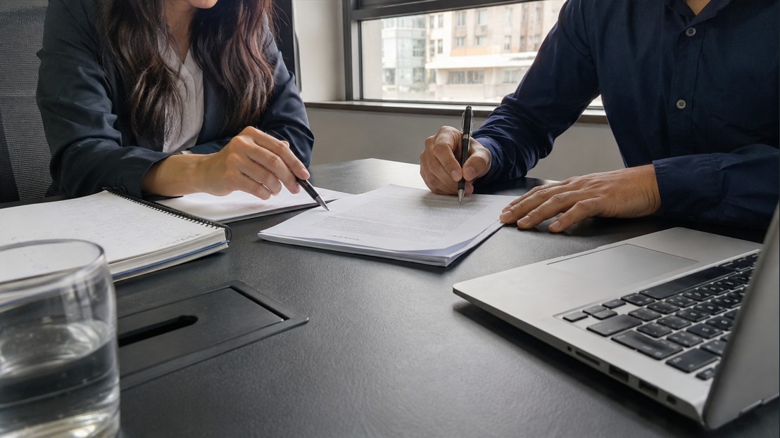 Contrato entre Empresas: 7 Cláusulas que Podem Evitar Prejuízos e Processos Judiciais - Marcelo Duquia Advocacia | Advogado Empresarial em Porto Alegre